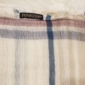 Pendleton Accessories - Pendleton Featherweight Wool Plaid Scarf Pendleton Accessories - Pendleton Featherweight Wool Plaid Scarf